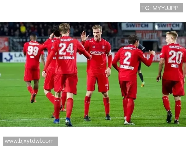 阿贾克斯主场迎战兹沃勒争夺荷甲积分榜关键战役